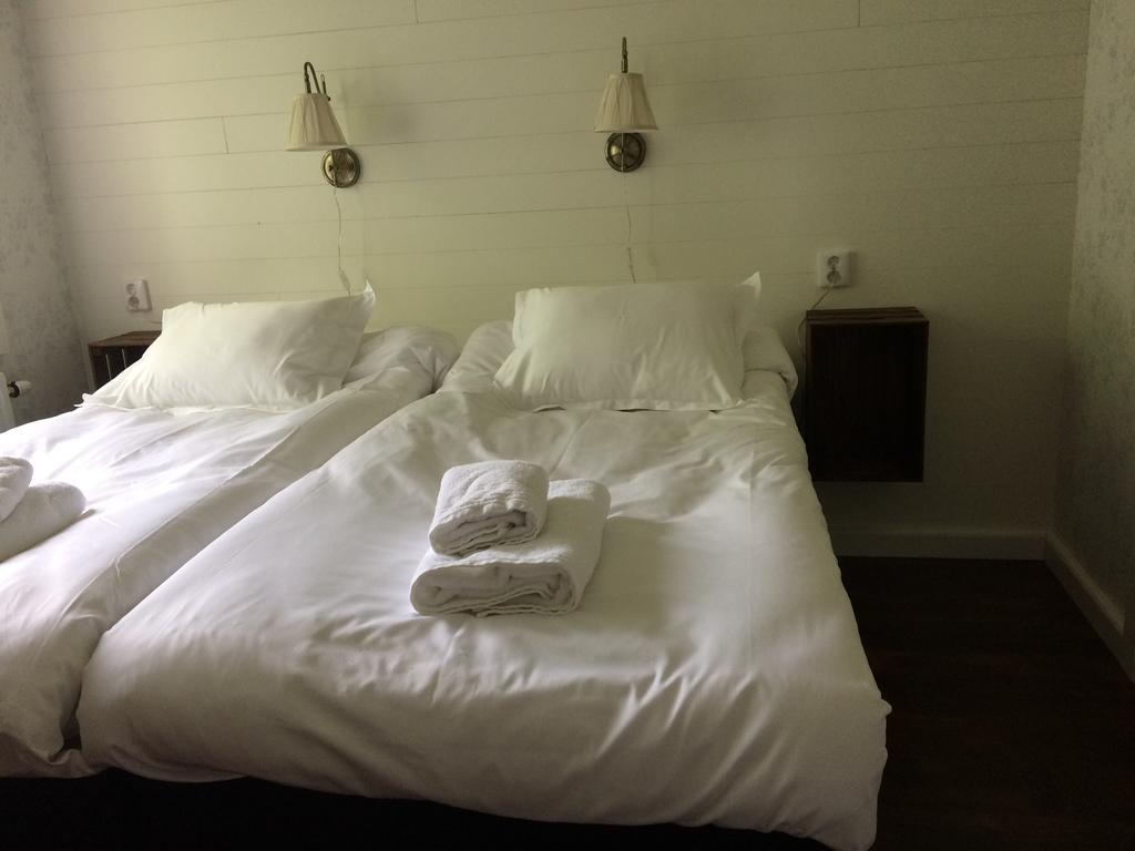 Hostel Karaby Gard, Country Living Kristinehamn Exteriér fotografie